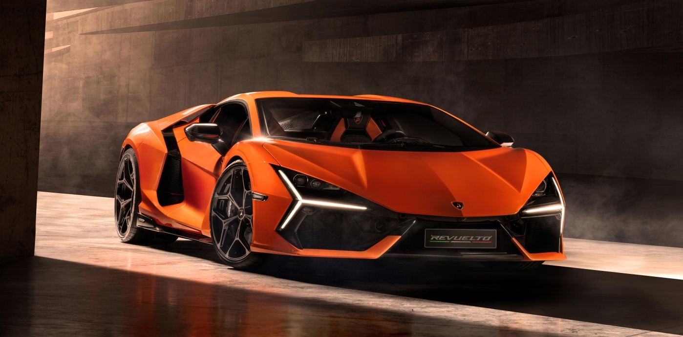 Lamborghini Revuelto